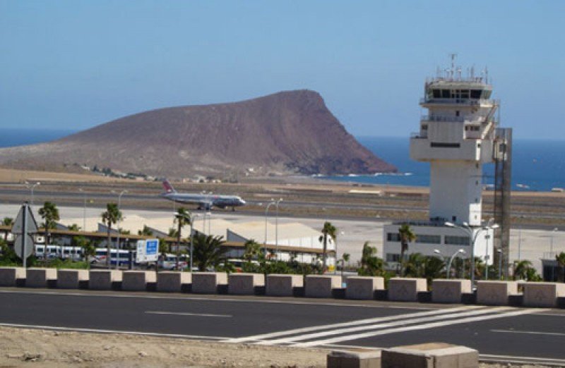 Canarias se rebela contra la privatización de Aena Aeropuertos 