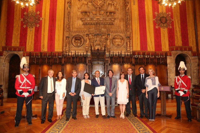 Medalla de Oro al Mérito Cívico de Barcelona al profesor Domènec Biosca