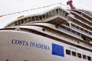 Concurso entre agentes de viajes para elegir madrina del crucero Costa Diadema
