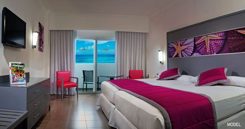 Todas las habitaciones del Riu Cancún han sido resideñadas e incluyen ahora nuevos elementos.
