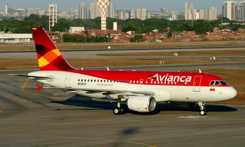 Avianca abrirá un segundo vuelo diario entre Bogotá y Cancún