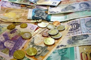 Halcón y Viajes Ecuador facilitarán cambio de divisas