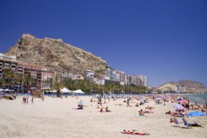 Alicante, primera playa que ofrece reservas online