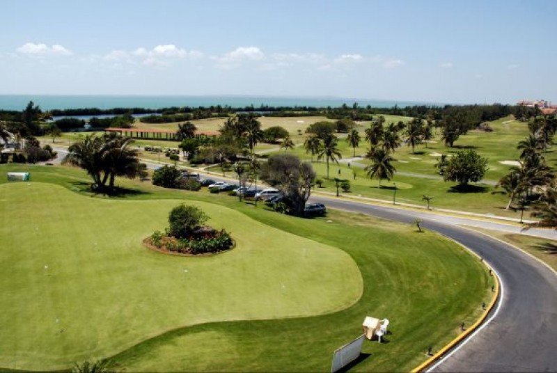 Cuba creará una nueva empresa mixta inmobiliaria para campos de golf 