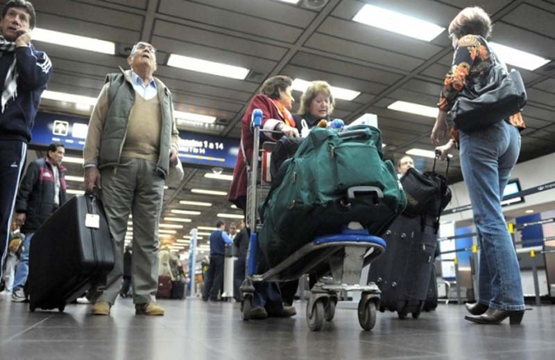 El 48,1% de los argentinos que viaja al exterior lo hace por vía aérea.