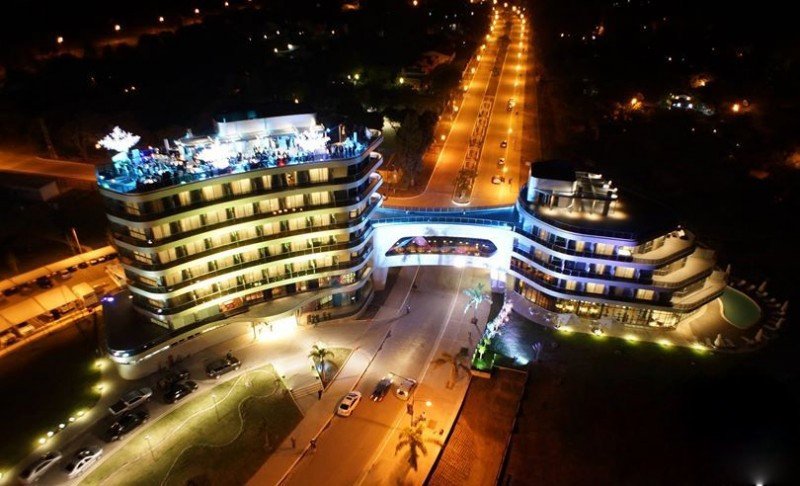 Río Hondo ya cuenta con el Hotel Termas Uno en homenaje a Fangio