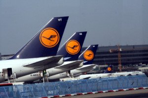 Los pilotos de Lufthansa realizarán hoy paros parciales
