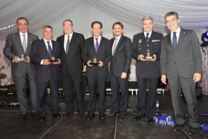 El Congreso Hotelero premia a Carlos Herrera, la Policía y a los hermanos López Arvelo