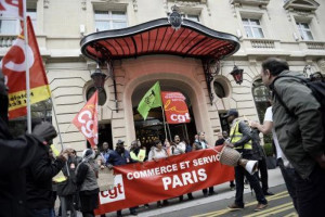 A los empleados de hotel de París las huelgas les salen rentables