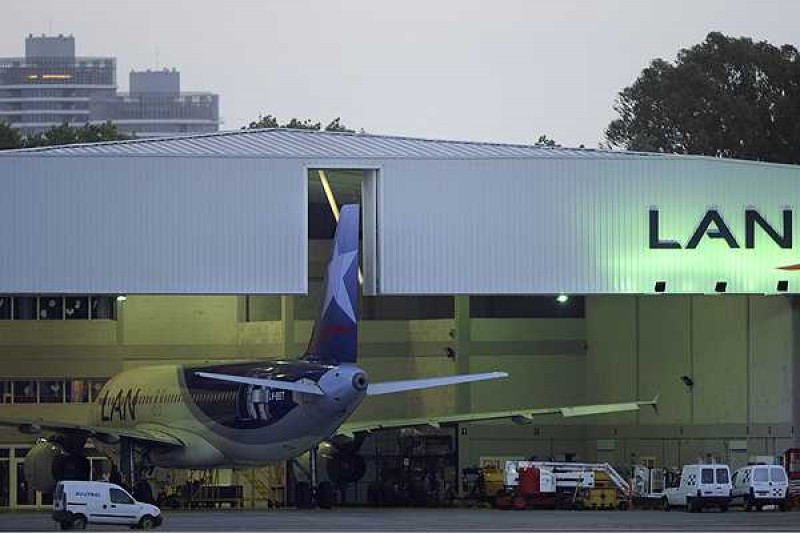LAN continuará en el hangar de Aeroparque por decisión de la Corte Suprema.