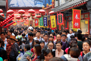 Los turistas chinos que viajan al extranjero alcanzan los 100 millones