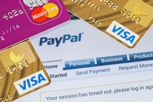 Tarjetas de débito y PayPal, los medios de pago más utilizados en las compras online 