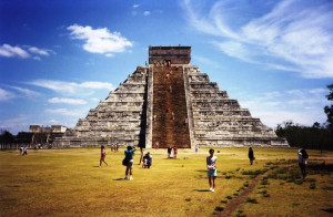 Crece el arribo de turistas y el gasto extranjero en México hasta octubre