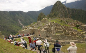Proponen visitas nocturnas para duplicar los turistas en Machu Picchu