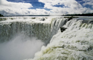 Cataratas de Iguazú cierra el año con 1,2 millones de turistas