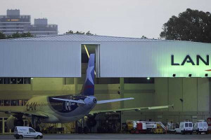 LAN continuará en el hangar de Aeroparque por decisión de la Corte Suprema