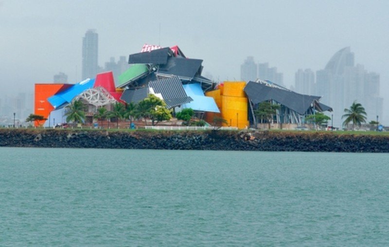 Museo de la Biodiversidad diseñado por el arquitecto Frank Gehry, uno de los nuevos atractivos de Panamá. #shu#