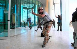 Mueren 10 turistas en Trípoli en un ataque terrorista a un hotel