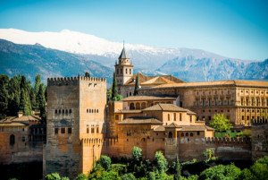 Polémico proyecto en la Alhambra que aislará los turistas de Granada