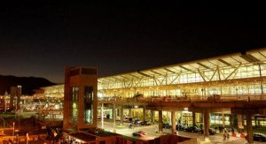 Grupo ítalo-francés obtiene concesión por 20 años del aeropuerto de Santiago de Chile