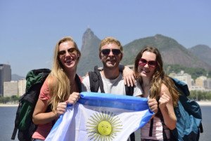 Los viajes de argentinos al exterior cayeron un 3,4% en 2014