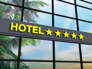 OMT identifica criterios para la clasificación de hoteles de 4 y 5 estrellas