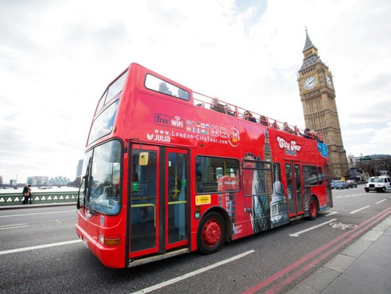 Imagen del nuevo servicio London City Tour operado por Grupo Julià. 