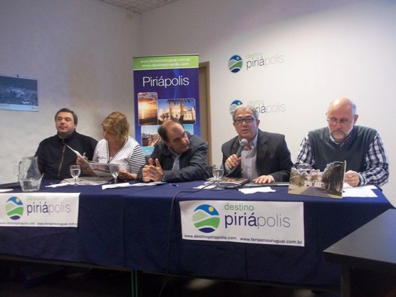 Reunión abierta de Piriápolis en 2014.