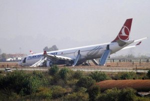 El Aeropuerto de Katmandú cesa su actividad tras el incidente de Turkish Airlines 