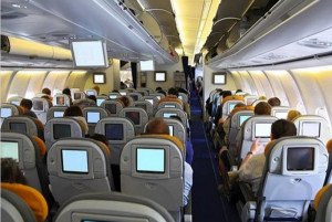 España regula la presencia de personal de seguridad a bordo de aviones
