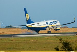 Ryanair se echa para atrás y no volará a EEUU por 12 €