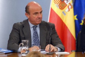 La economía española podría crecer hasta el 3%, dice Guindos