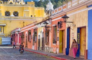 Inauguran fiscalía en Guatemala para atender delitos contra los turistas