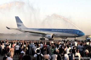 CFK y Recalde presentaron el nuevo Airbus 330-200 de Aerolíneas Argentinas