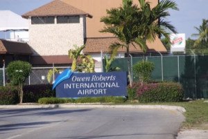 Islas Caimán recibe propuesta final de ampliación aeropuerto por US$ 67 millones