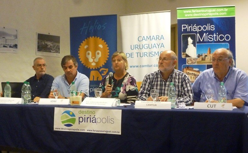 La ministra Kechichian expuso las cifras del primer semestre en la reunión de la Cámara Uruguaya de Turismo en Piriápolis.