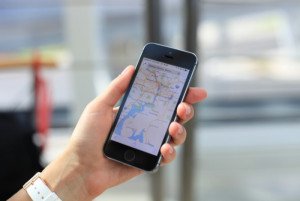 Apple Maps incorpora reseñas de hoteles de TripAdvisor y Booking