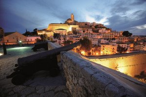 Ibiza se propone aumentar la llegada de turistas españoles fuera del verano