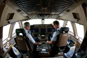 Pilotos de todo el mundo analizan en Madrid los retos que enfrenta la aviación