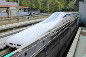 VÍDEO: Un tren japonés de levitación magnética bate el record mundial de velocidad 