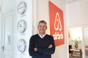 Airbnb nombra a un exdirectivo de EasyJet director general para España y Portugal
