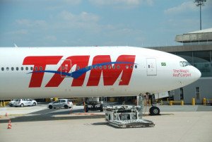 TAM ampliará sus acuerdos con Iberia y American Airlines
