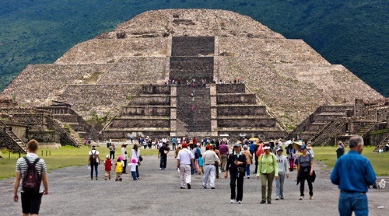 En México creció más el gasto de turistas extranjeros que el consumo doméstico en los últimos meses de 2014. #shu#