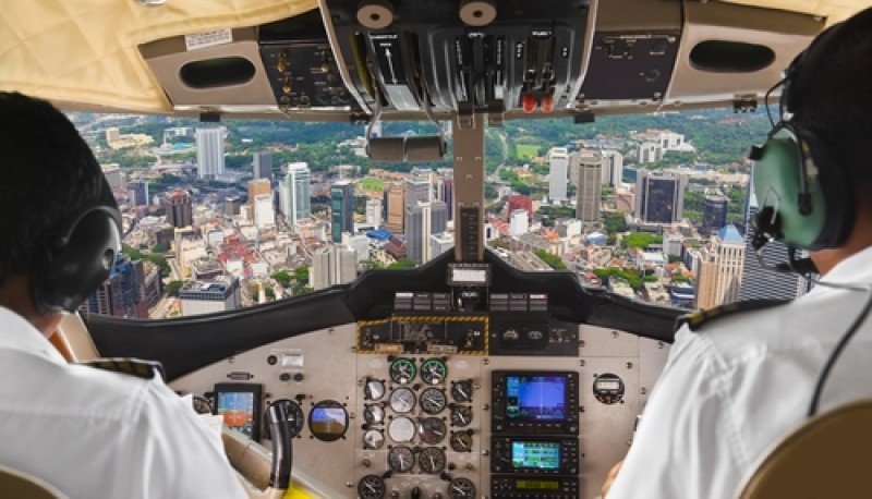 Los nuevos pilotos cobrarán la tercera parte que los pilotos en ejercicio actualmente. #shu#