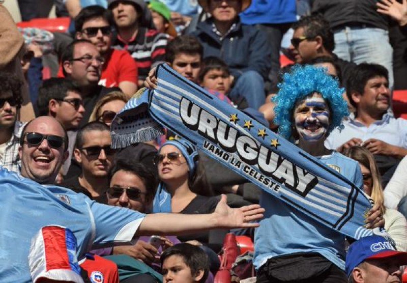 Uruguayos acompañarán a la Celeste a Chile si llega a la final.