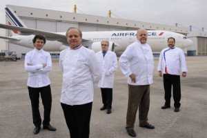 Las aerolíneas incorporan a su tripulación chefs de altura 