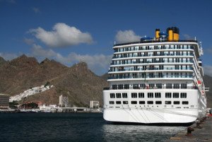 Canarias recibió un 17% más de cruceristas en 2014