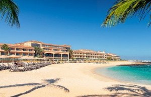 Hispania adquiere dos hoteles en Fuerteventura por 105 M €