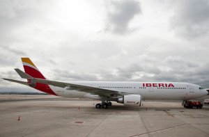 Iberia y Renfe lanzarán un billete único que combina vuelos internacionales y AVE 