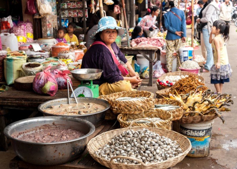 Mercado en Camboya, una de las naciones incluídas en la lista de la ONU de países menos adelantados. #shu#